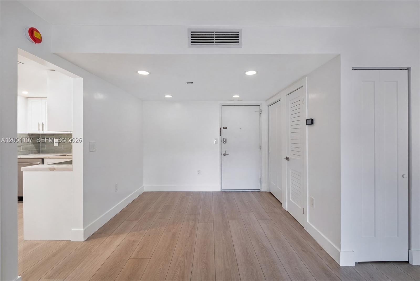 3582 NE 171st St # 207