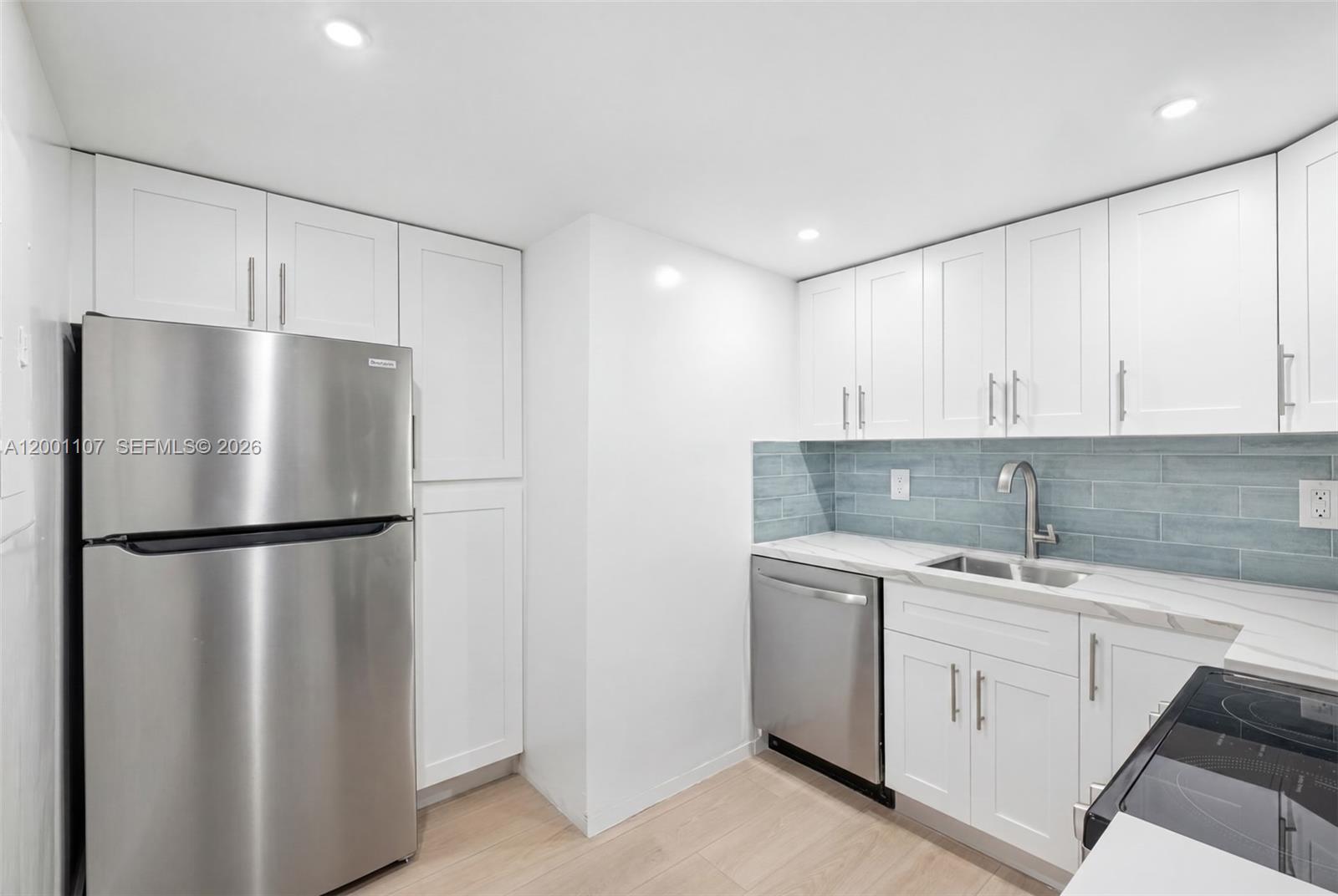 3582 NE 171st St # 207