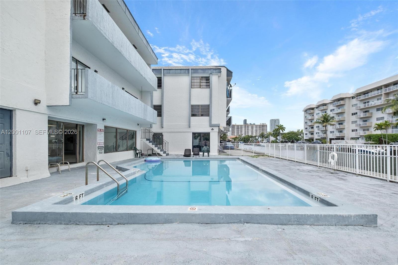 3582 NE 171st St # 207