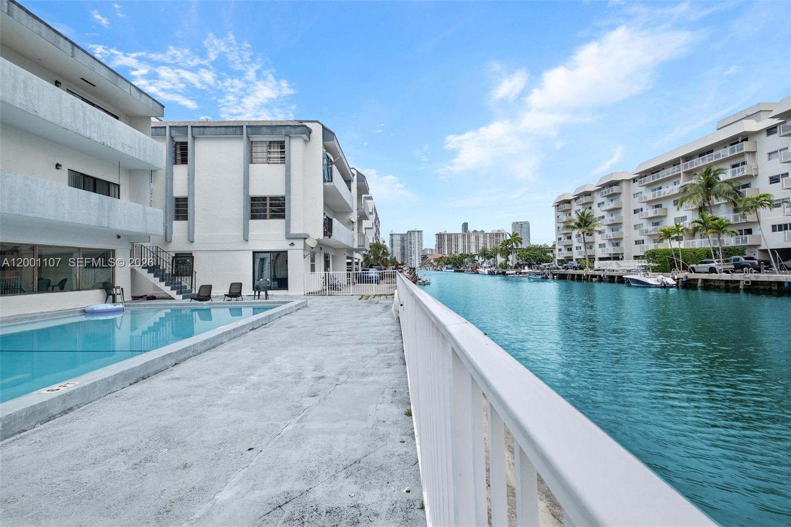 3582 NE 171st St # 207