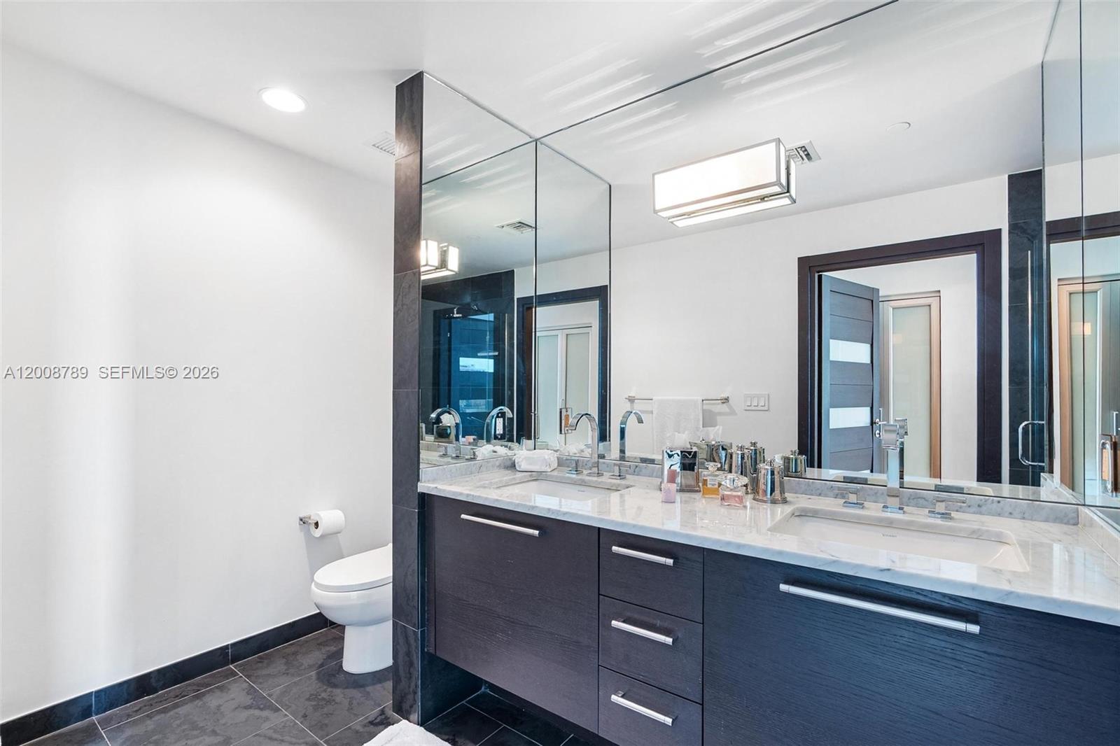 900 Biscayne Blvd # 2208