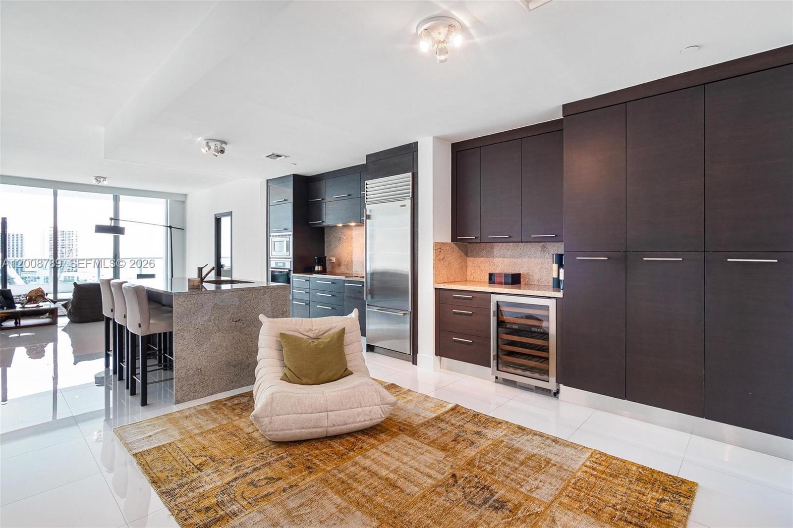 900 Biscayne Blvd # 2208