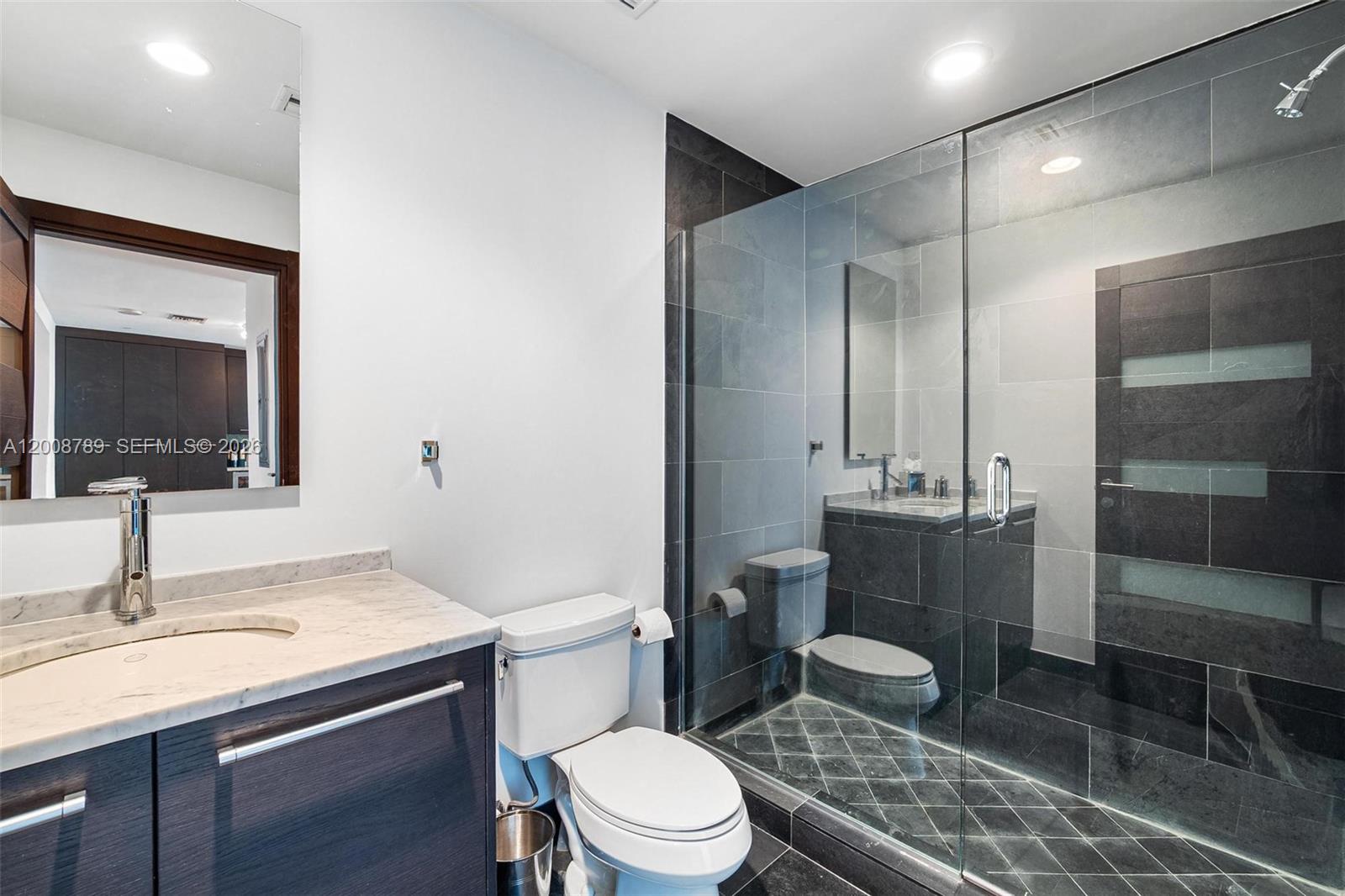 900 Biscayne Blvd # 2208