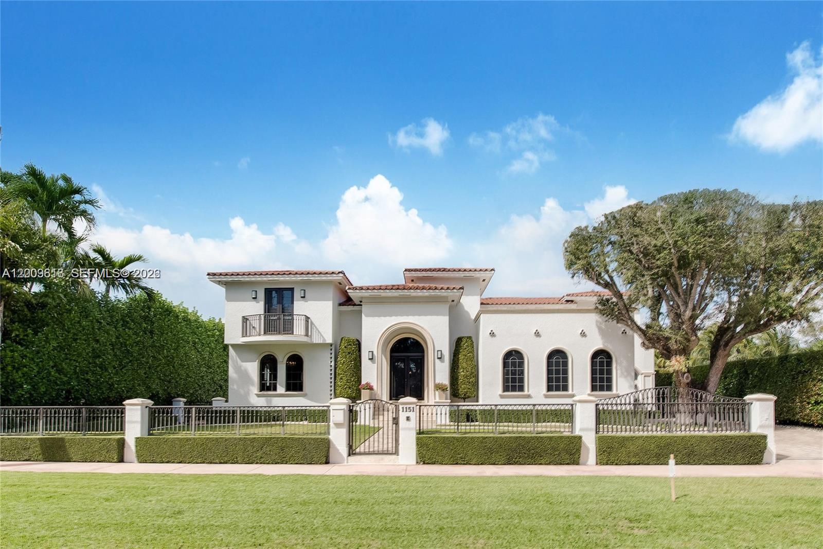 1151 S Alhambra Cir