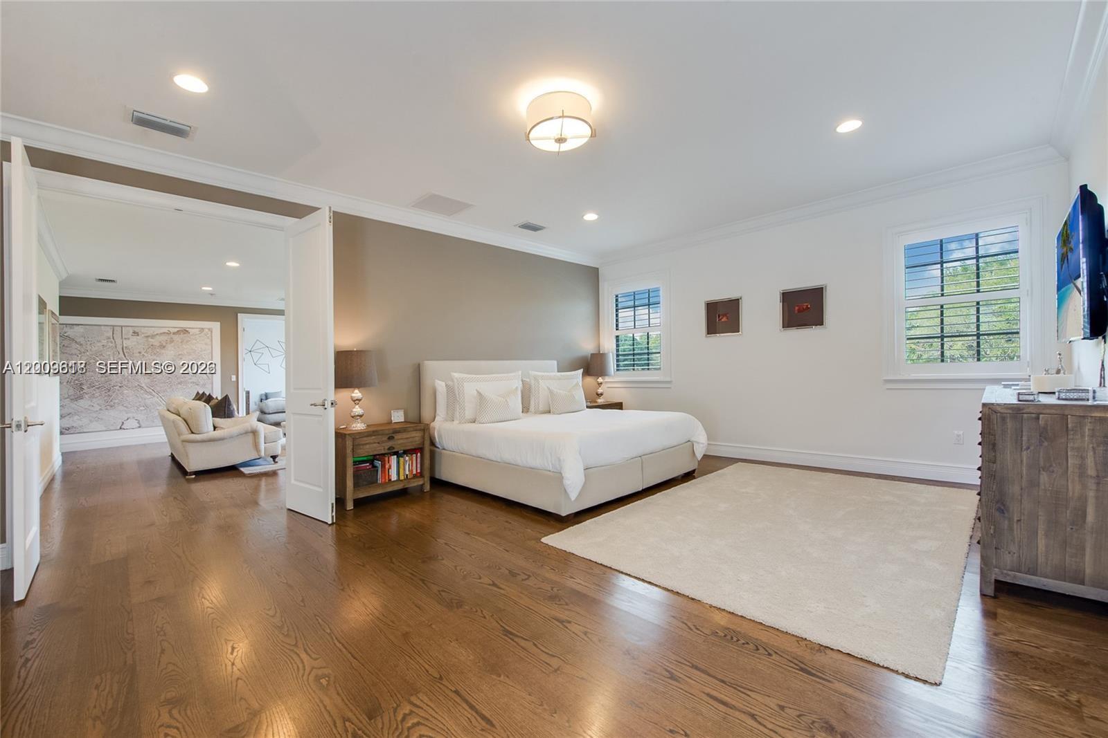 1151 S Alhambra Cir