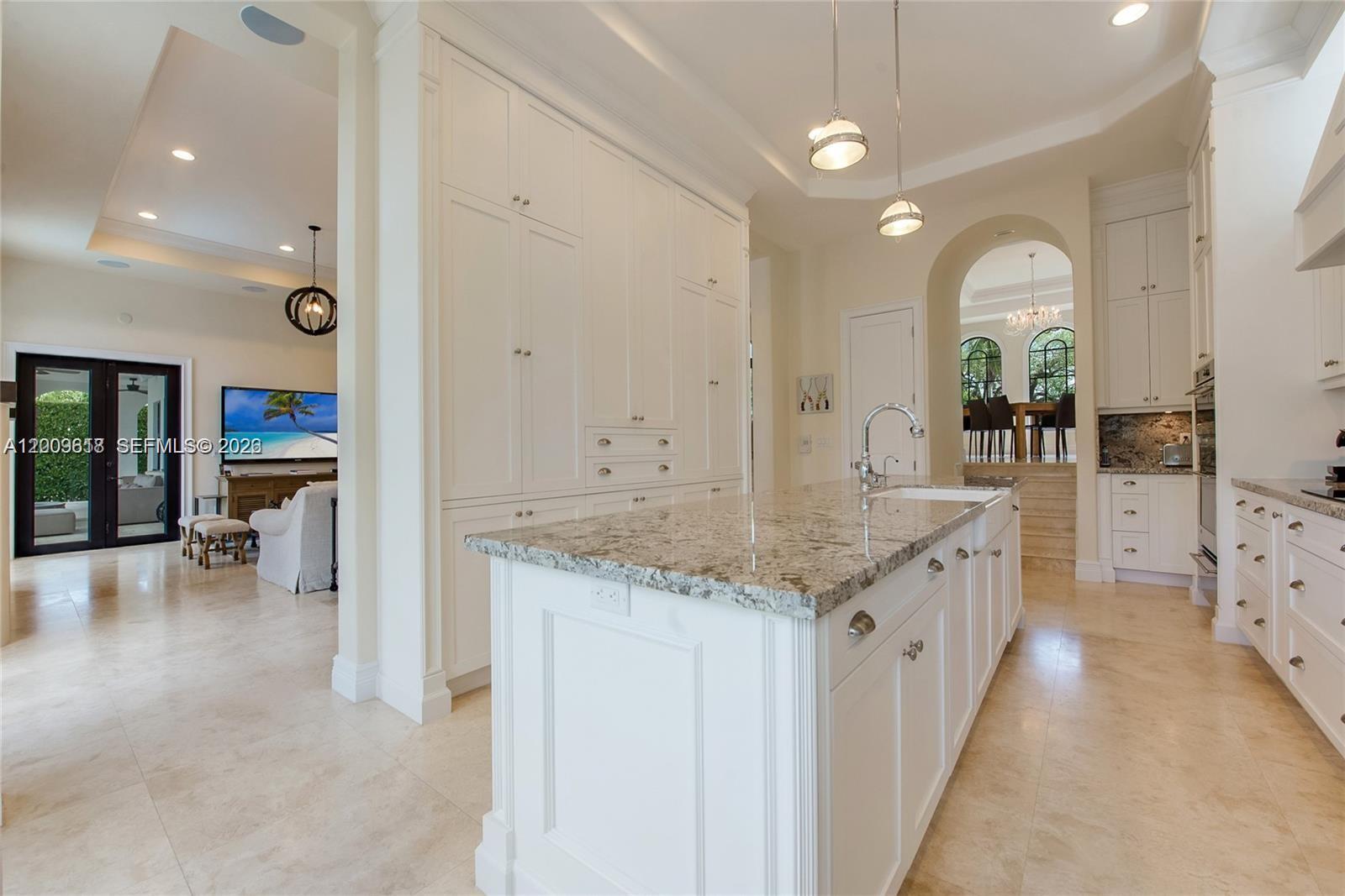 1151 S Alhambra Cir