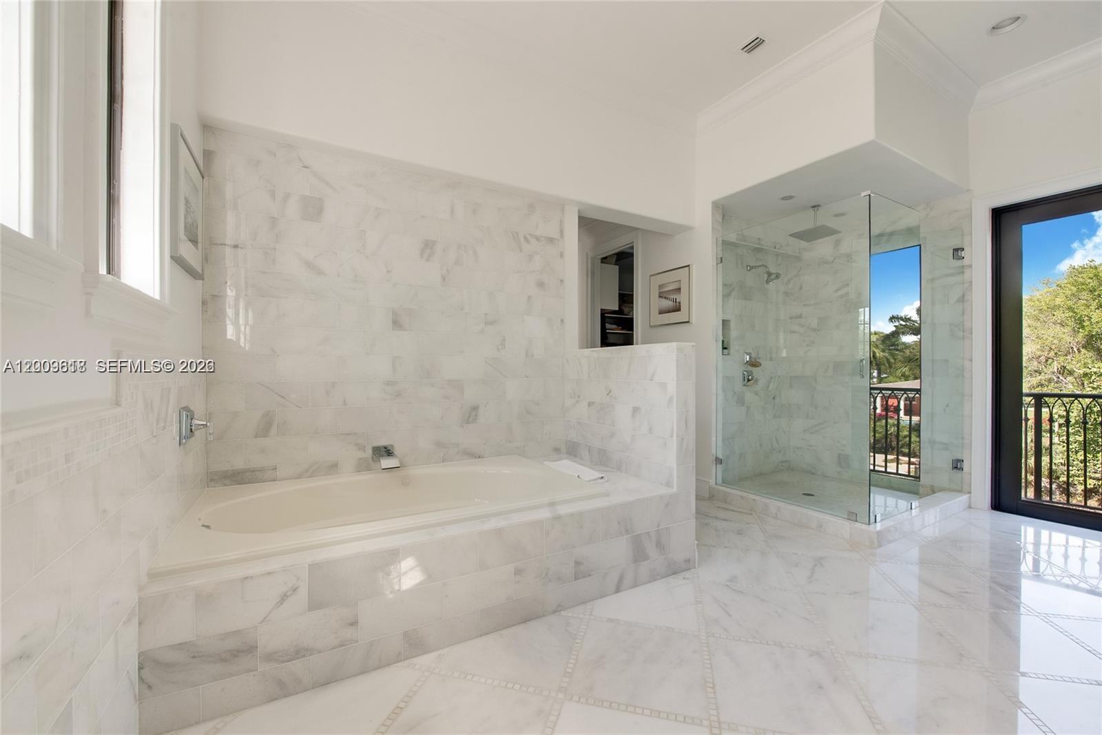 1151 S Alhambra Cir