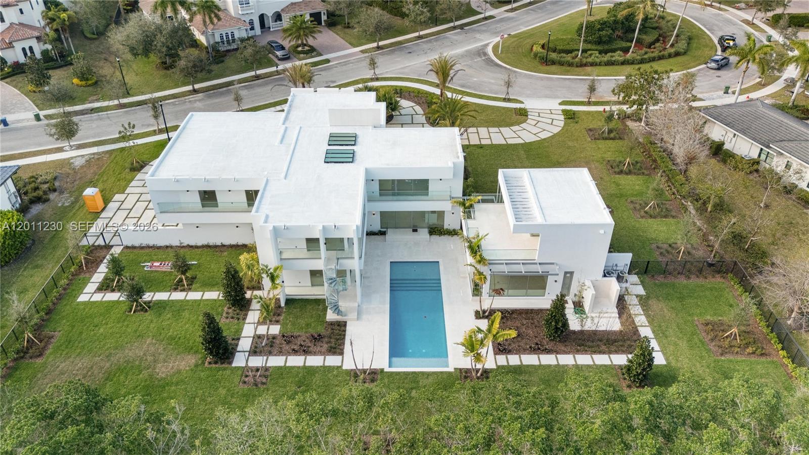 3280 Lake Ridge Lane