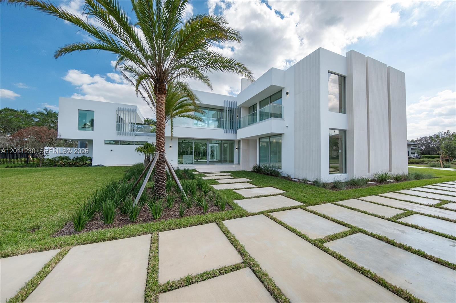 3280 Lake Ridge Lane