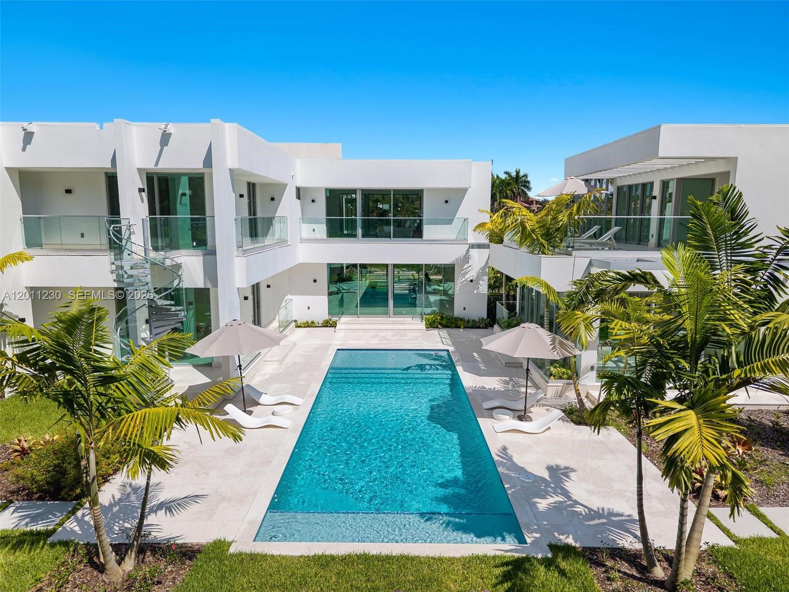 3280 Lake Ridge Lane