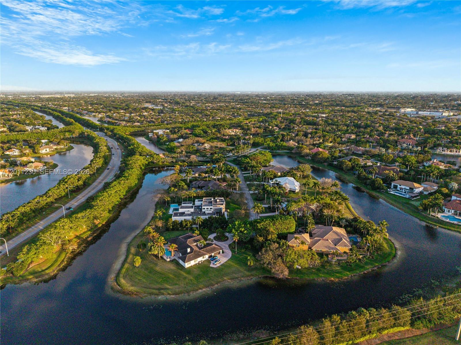 3280 Lake Ridge Lane