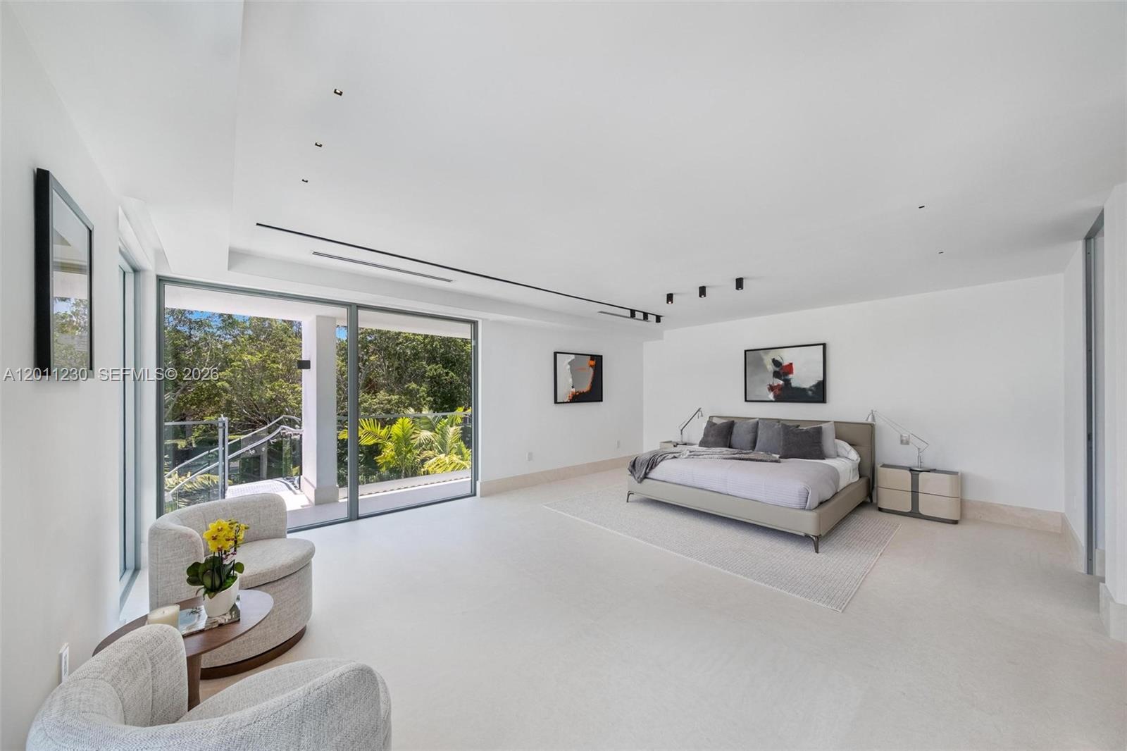 3280 Lake Ridge Lane