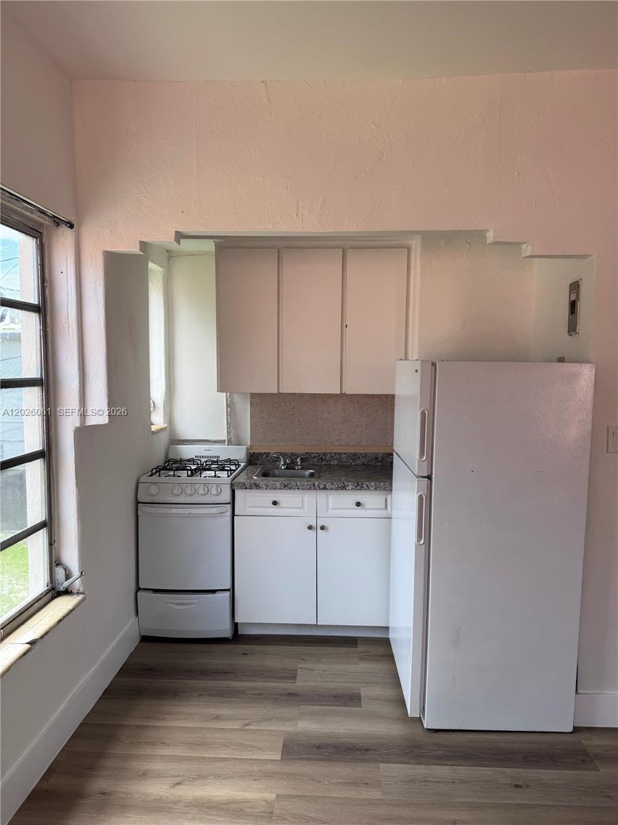 825 Alton Road # 8