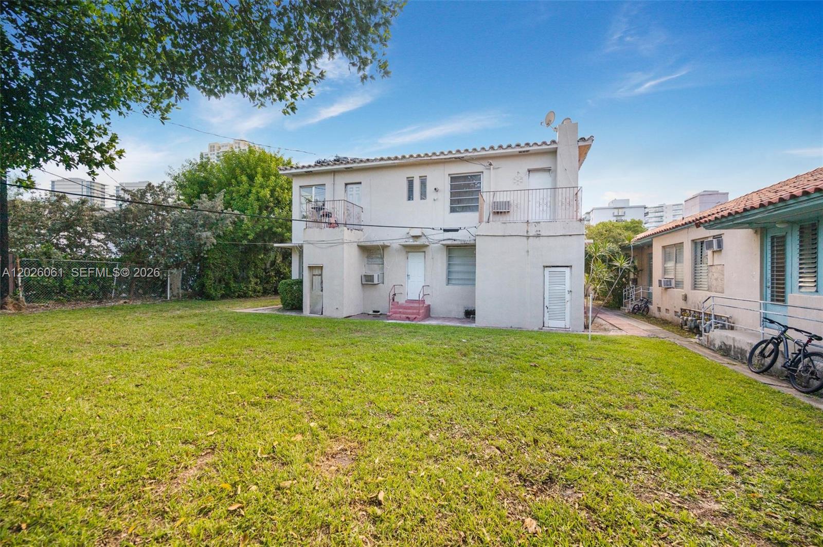 825 Alton Road # 8