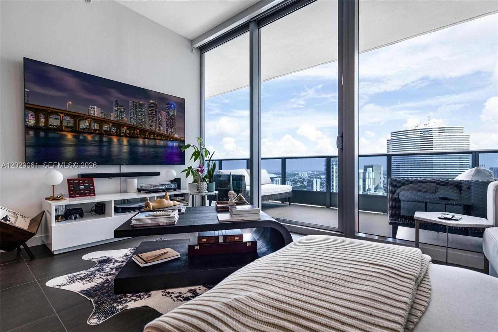 200 Biscayne Boulevard Way # 4812