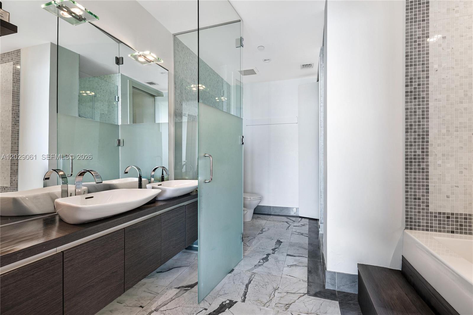 200 Biscayne Boulevard Way # 4812