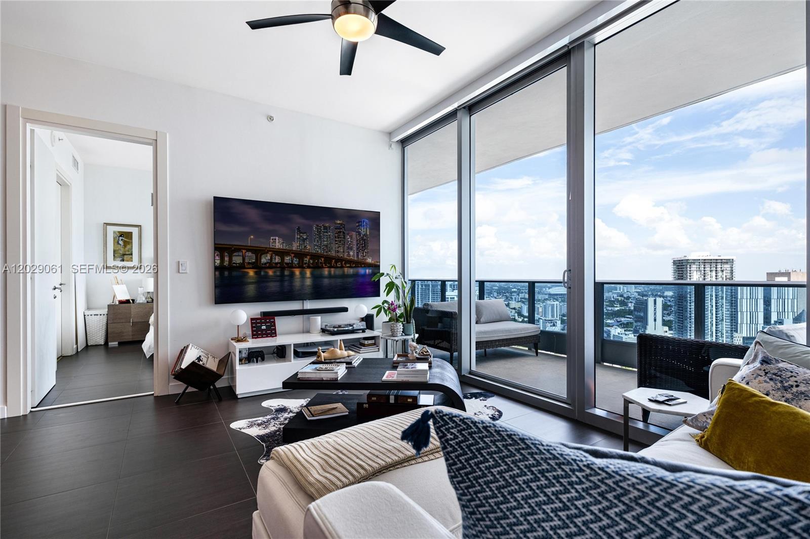 200 Biscayne Boulevard Way # 4812