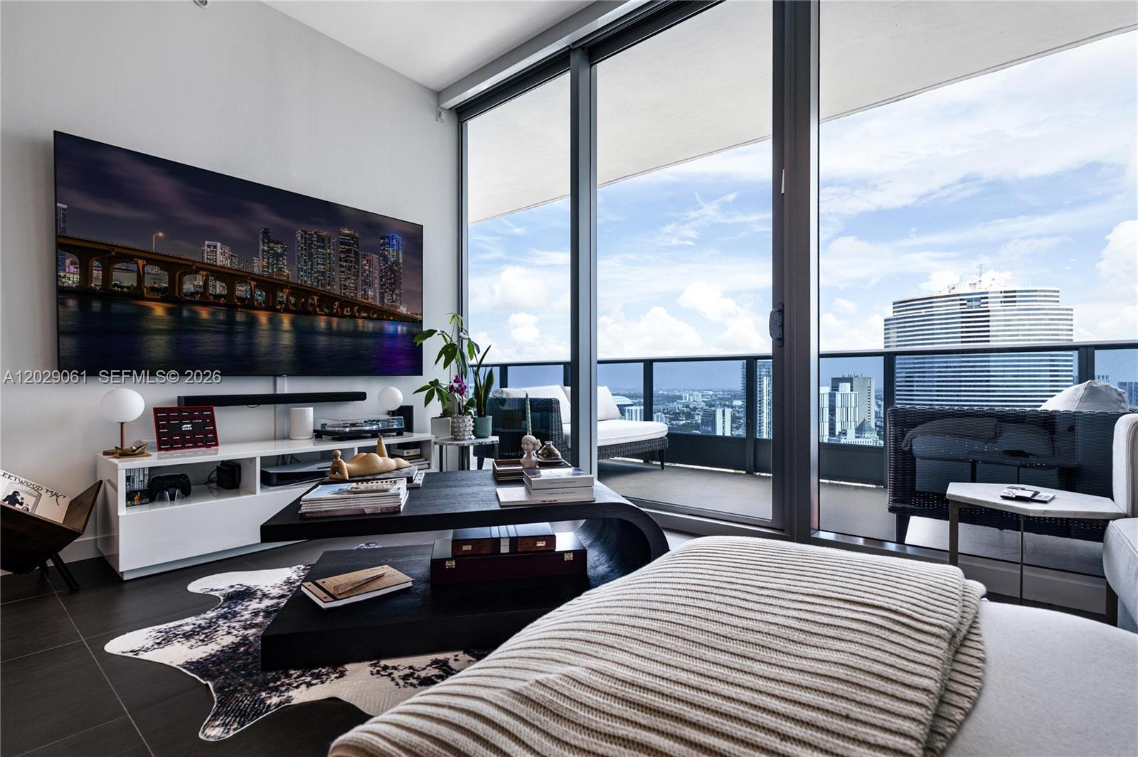 200 Biscayne Boulevard Way # 4812