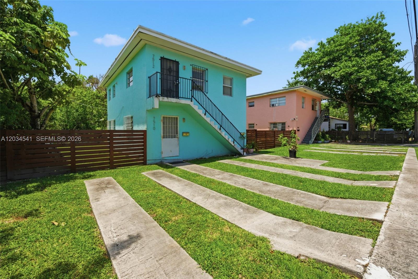 7512 NW 1st Ave # 7512