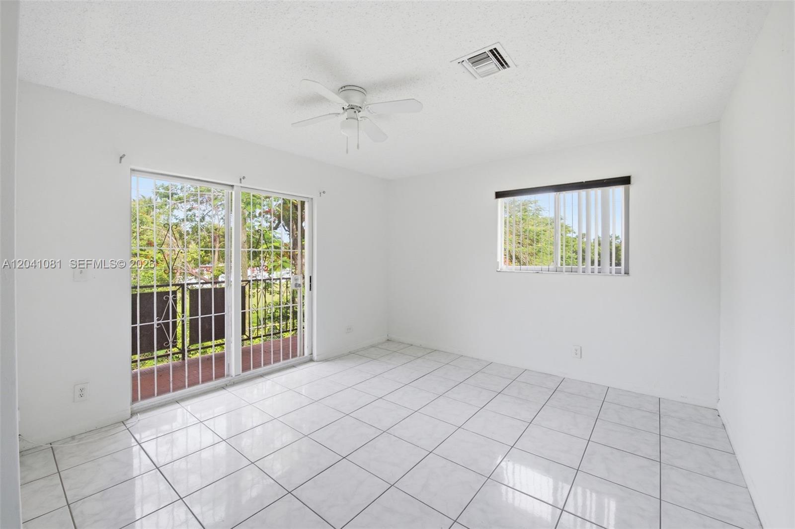 7521 NW 1st Ave # 7523