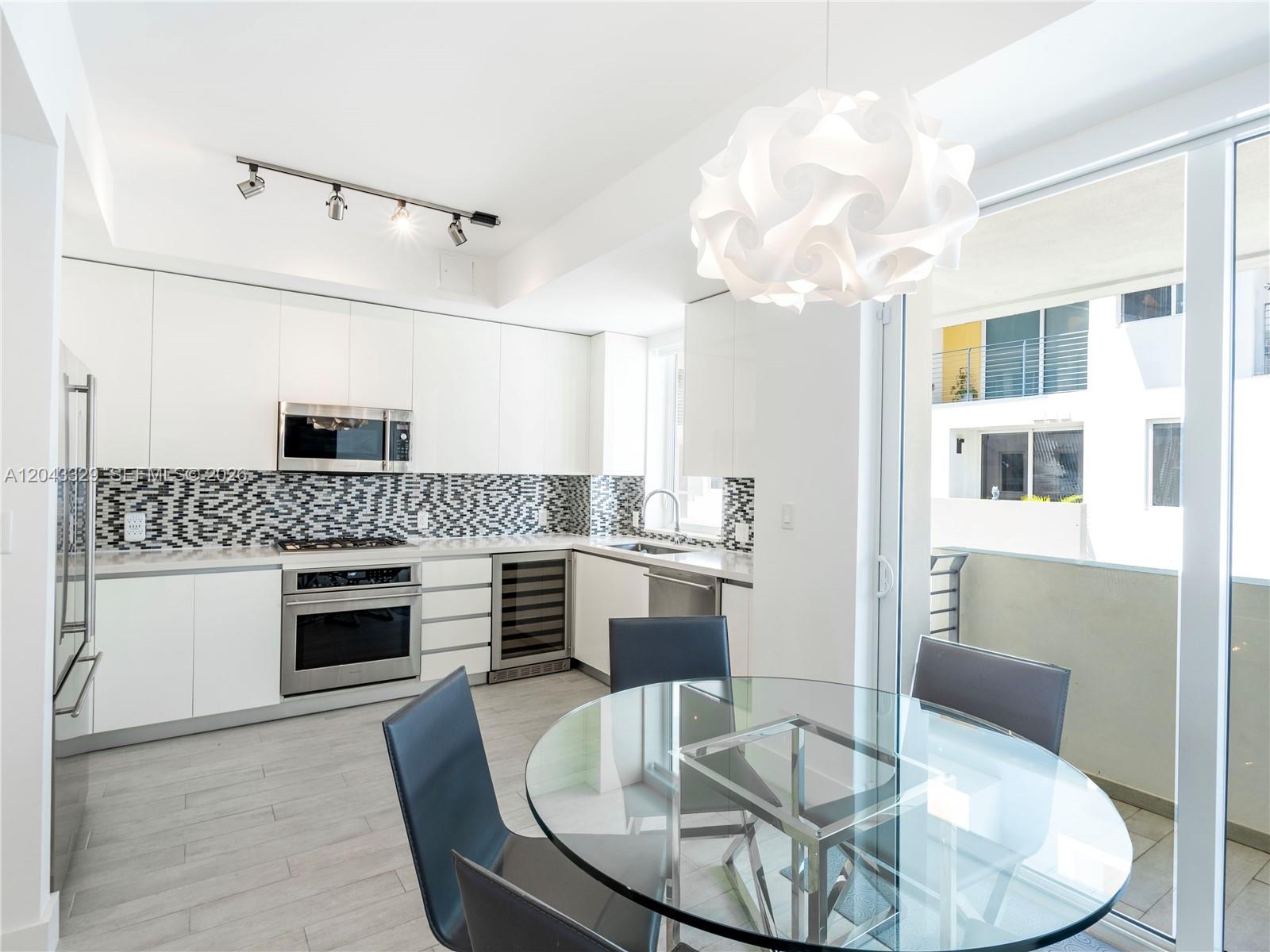 51 N Shore Dr # 51