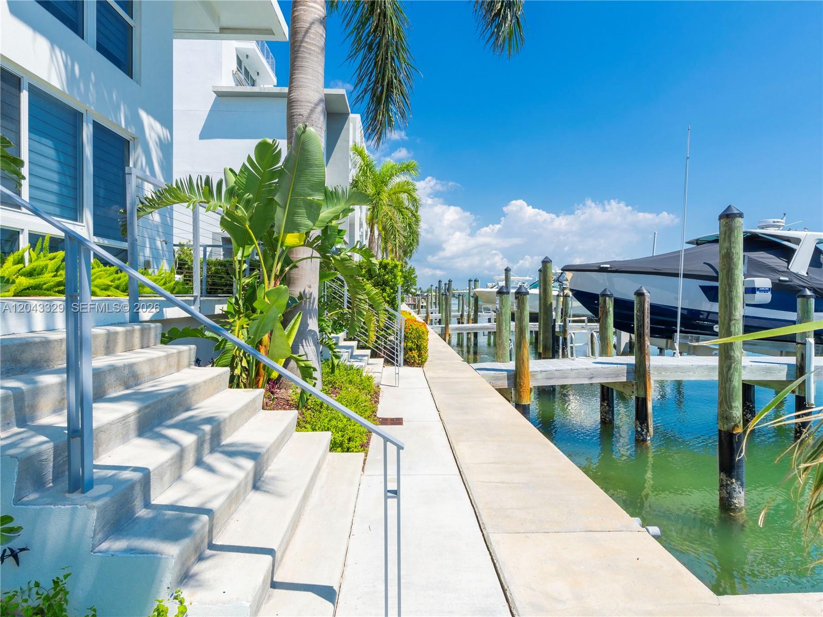 51 N Shore Dr # 51