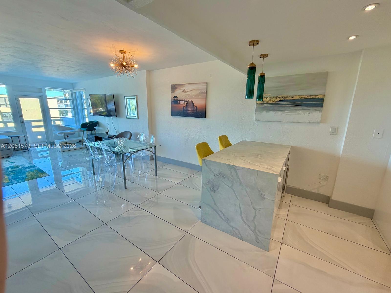 3111 N Ocean Dr # 401