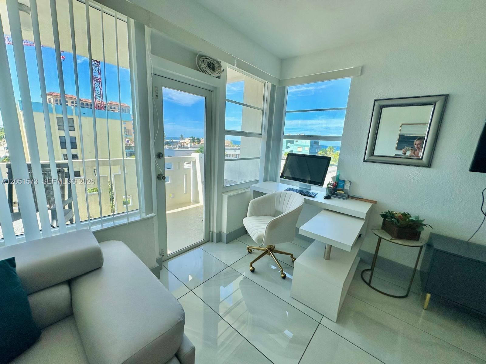 3111 N Ocean Dr # 401
