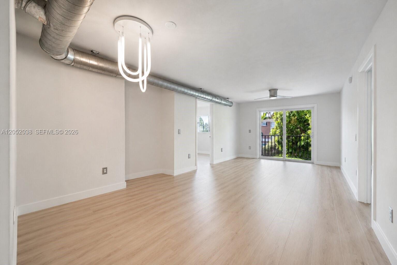1900 Meridian Ave # 204