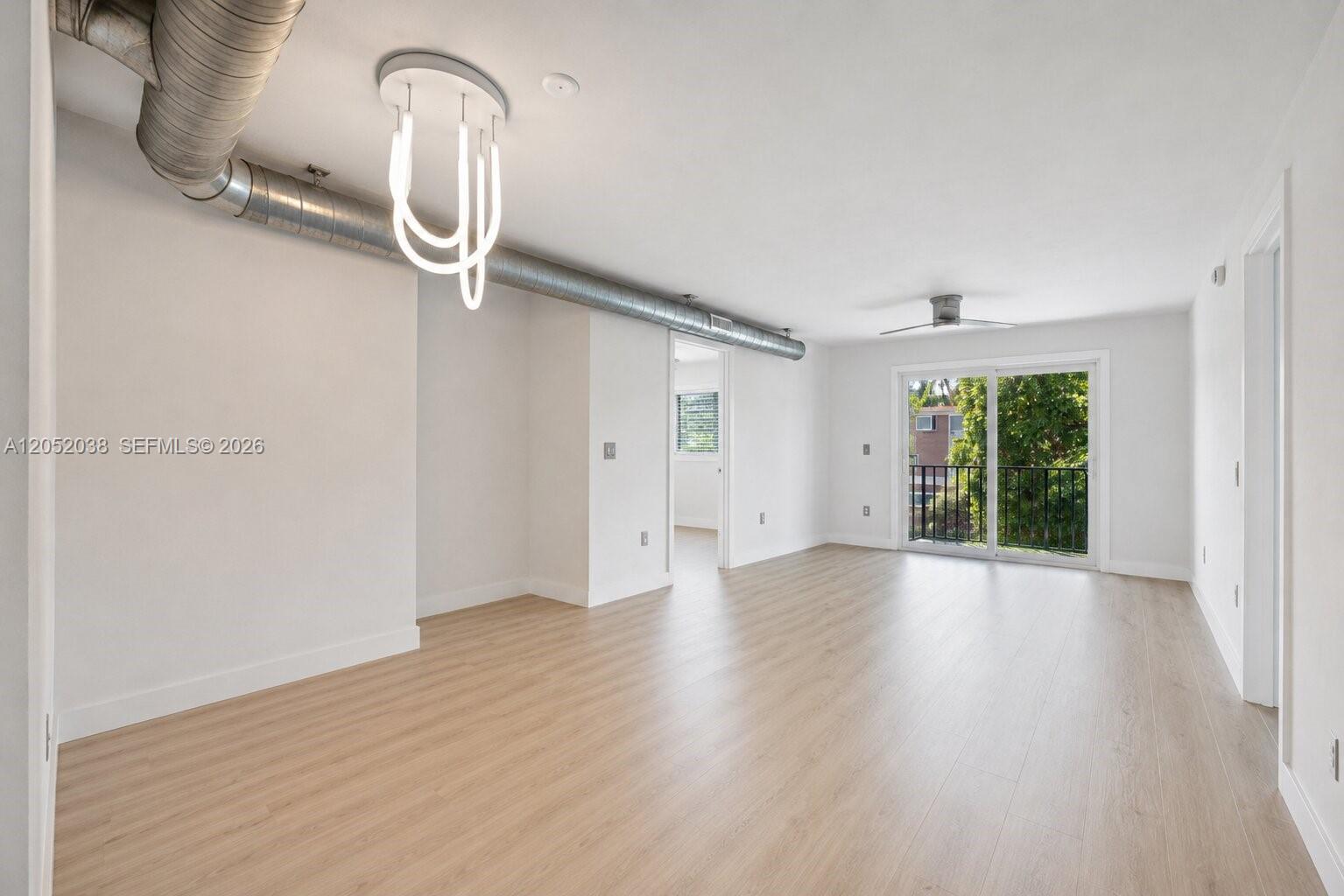 1900 Meridian Ave # 204