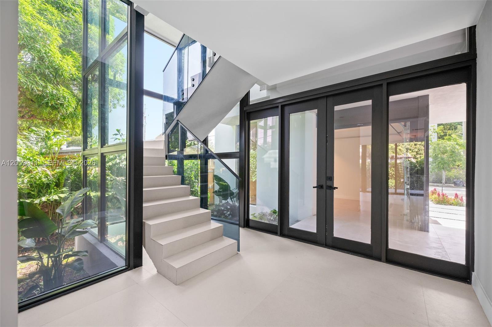 3310 Elizabeth St