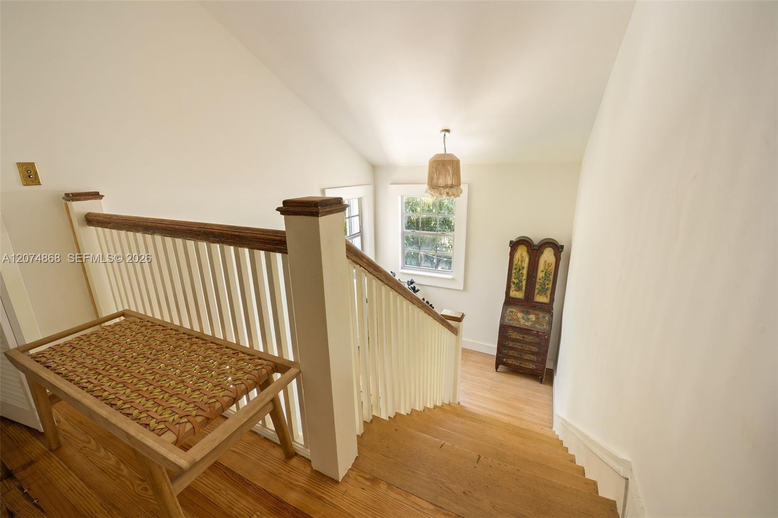 524 W 47th St