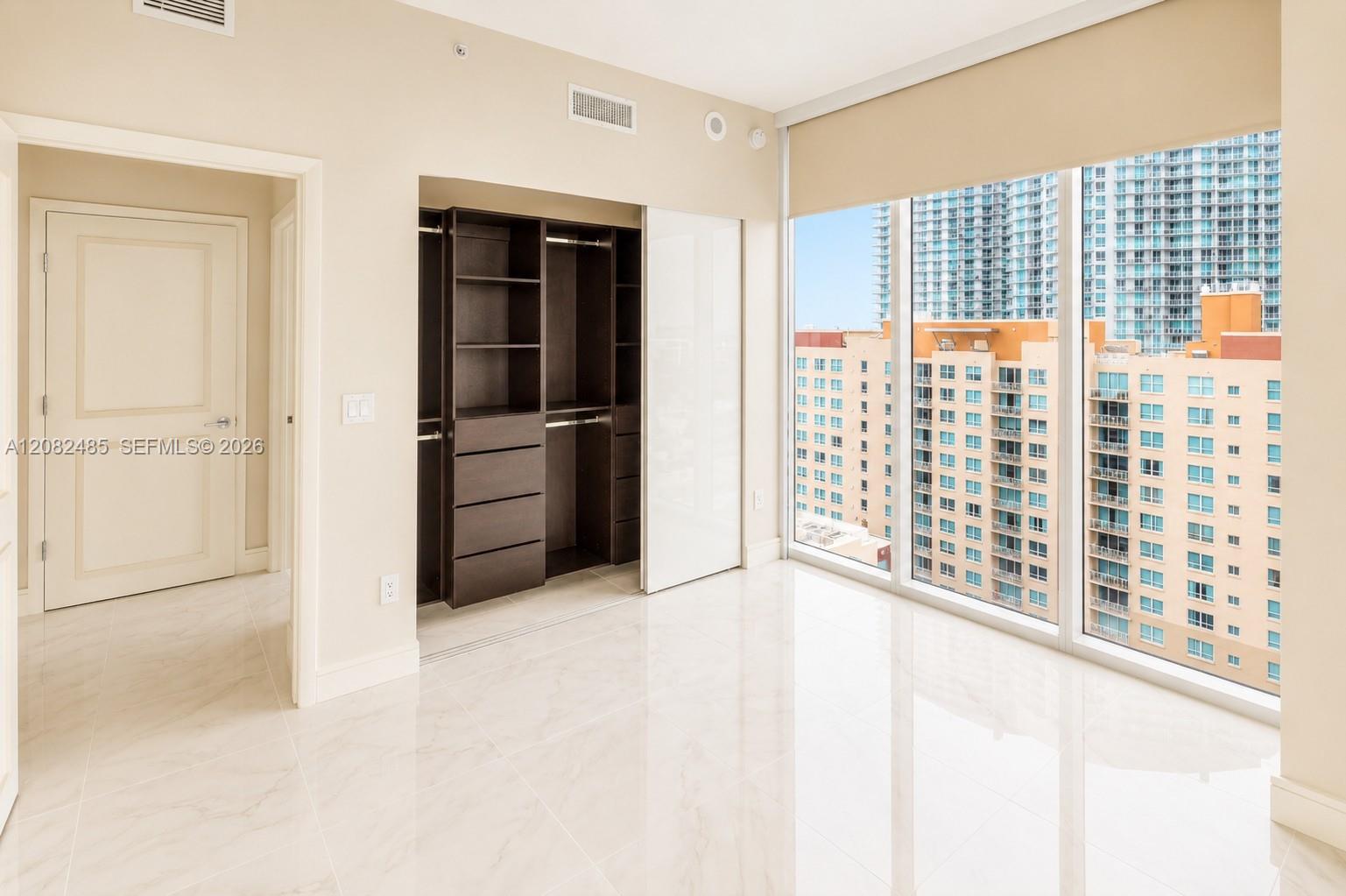 2020 N Bayshore Dr # 1710