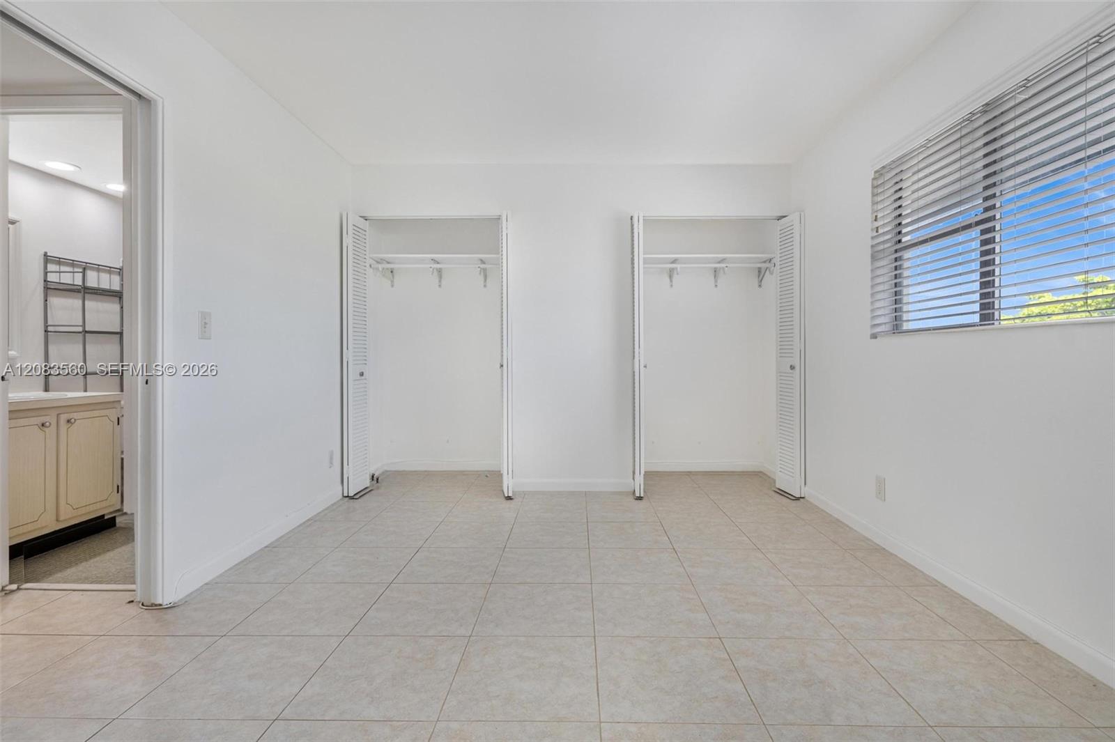 250 Layne Blvd # 304