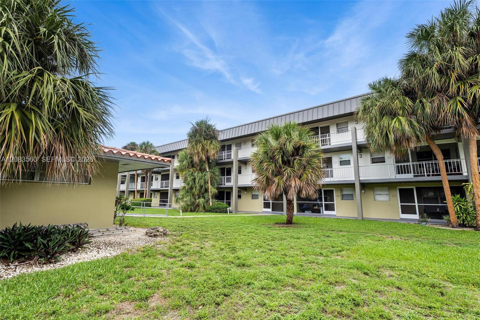 250 Layne Blvd # 304