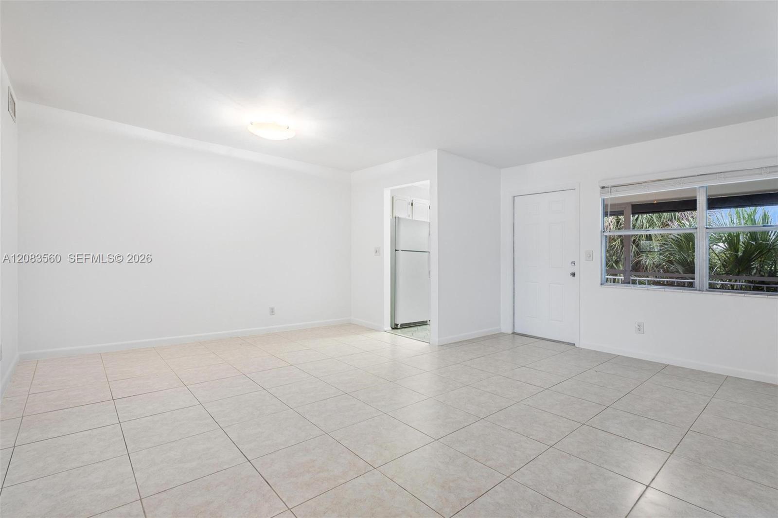 250 Layne Blvd # 304