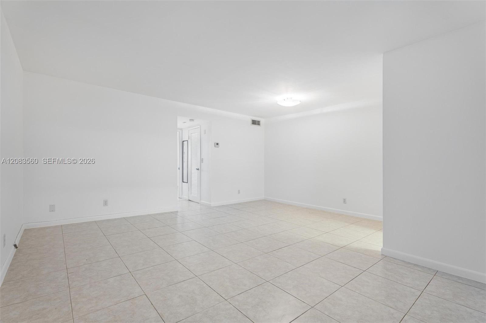 250 Layne Blvd # 304