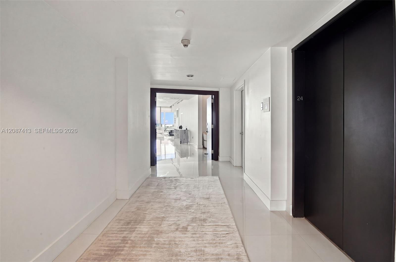900 Biscayne Blvd # 2406
