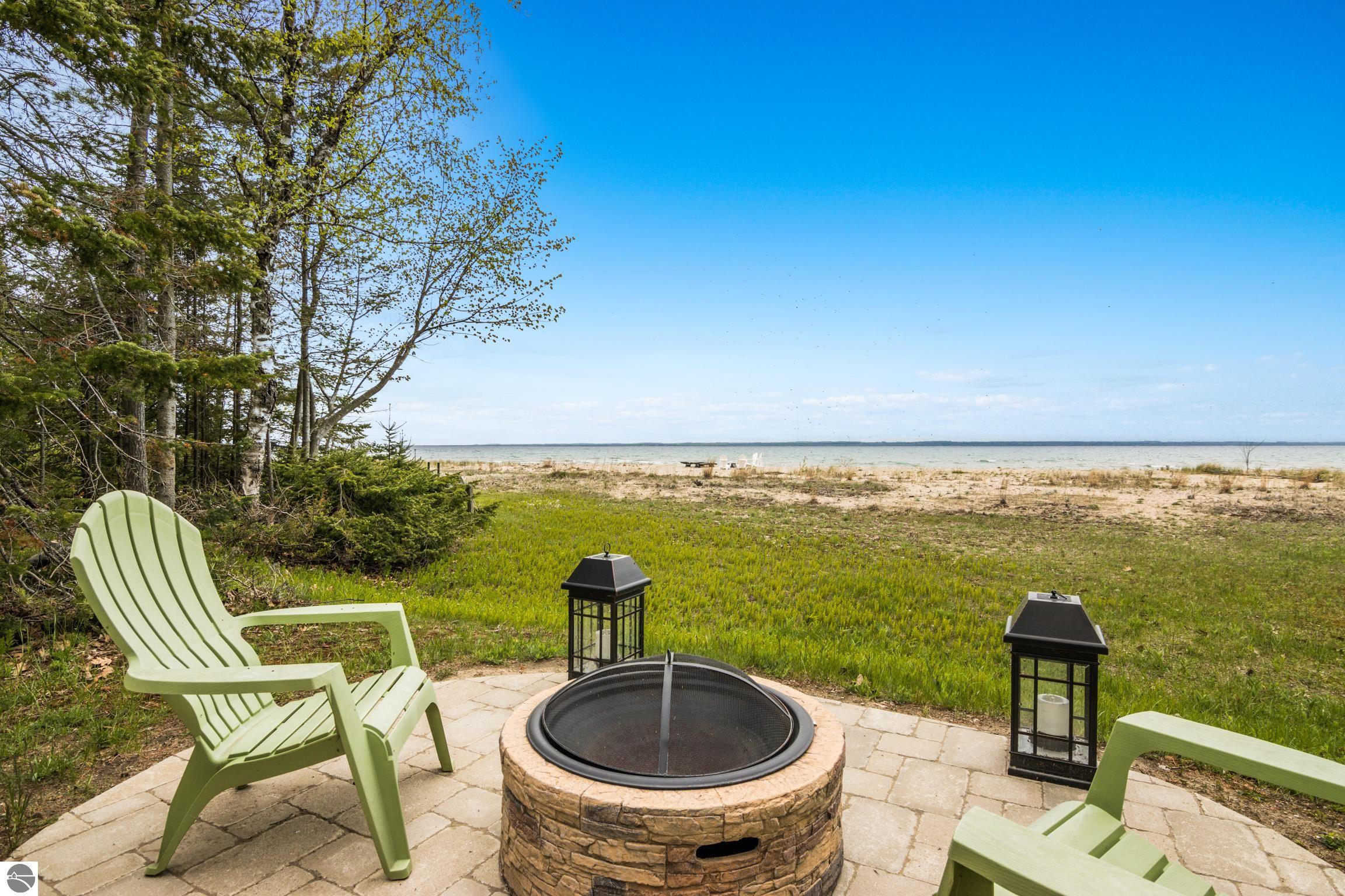 13808 N Forest Beach Shores