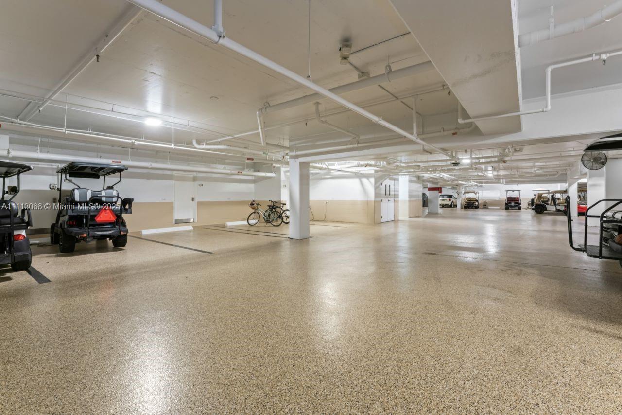 19143 Fisher Island Dr Unit: 19143