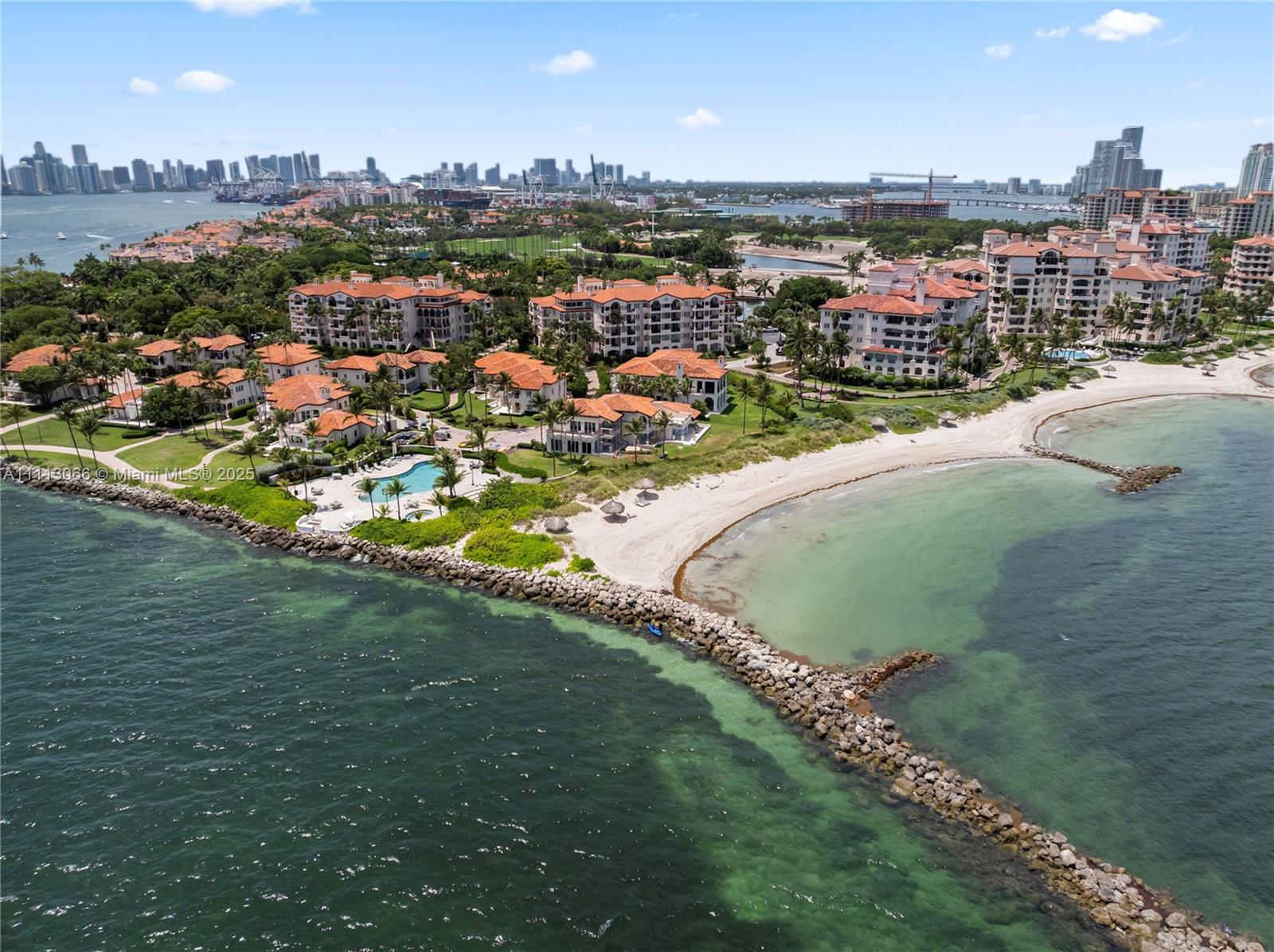 19143 Fisher Island Dr Unit: 19143