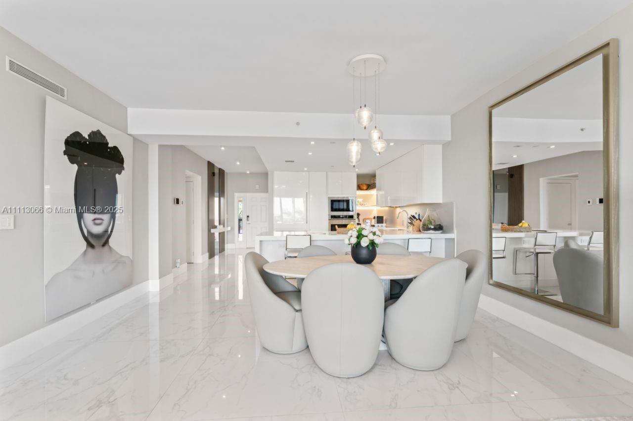 19143 Fisher Island Dr Unit: 19143