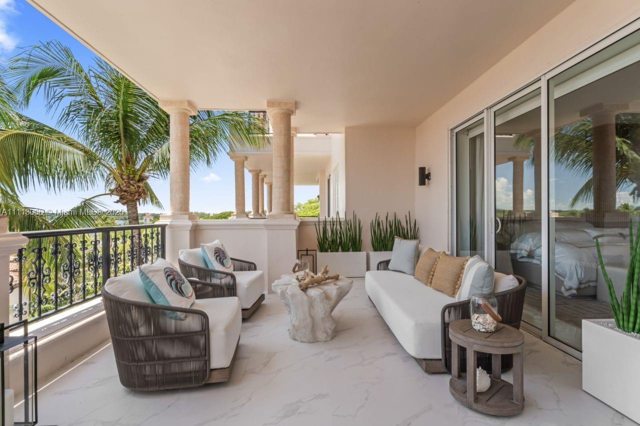 19143 Fisher Island Dr Unit: 19143