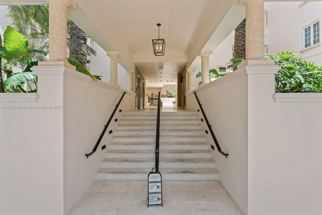 19143 Fisher Island Dr Unit: 19143
