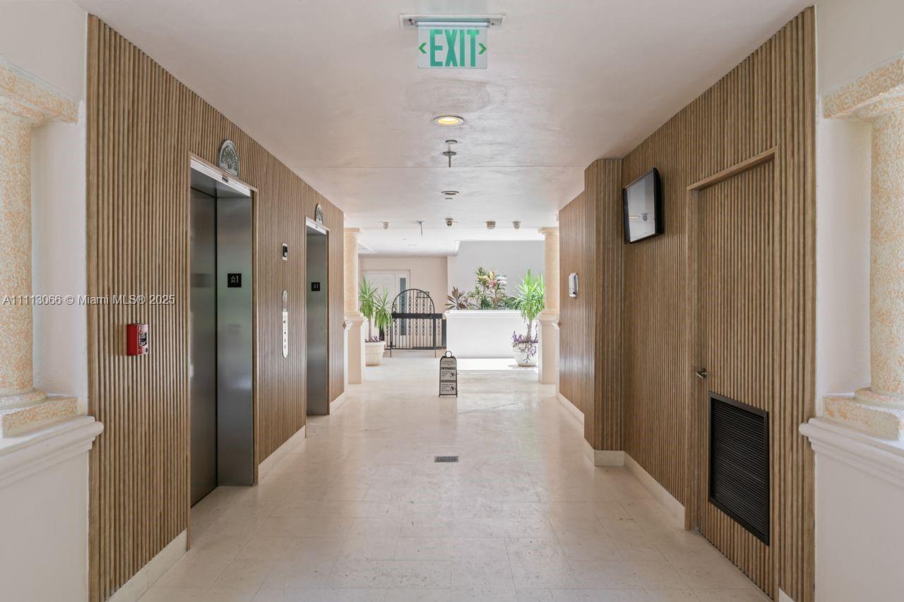 19143 Fisher Island Dr Unit: 19143