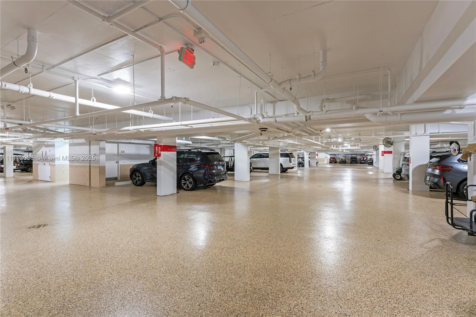 19143 Fisher Island Dr Unit: 19143