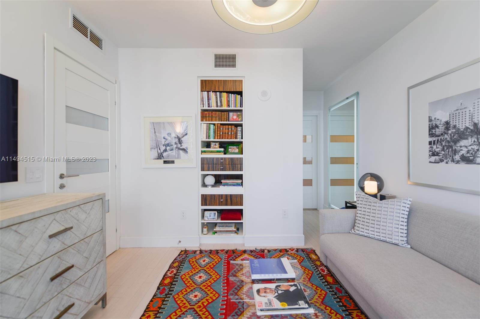 5875 Collins Ave # 1403