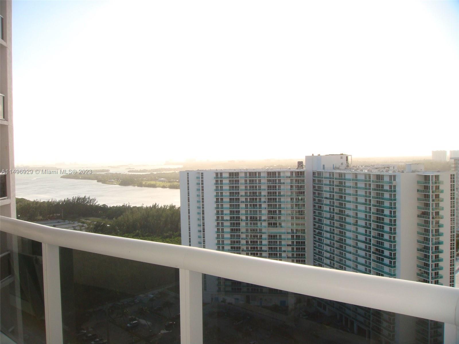 15811 Collins Ave # 2005