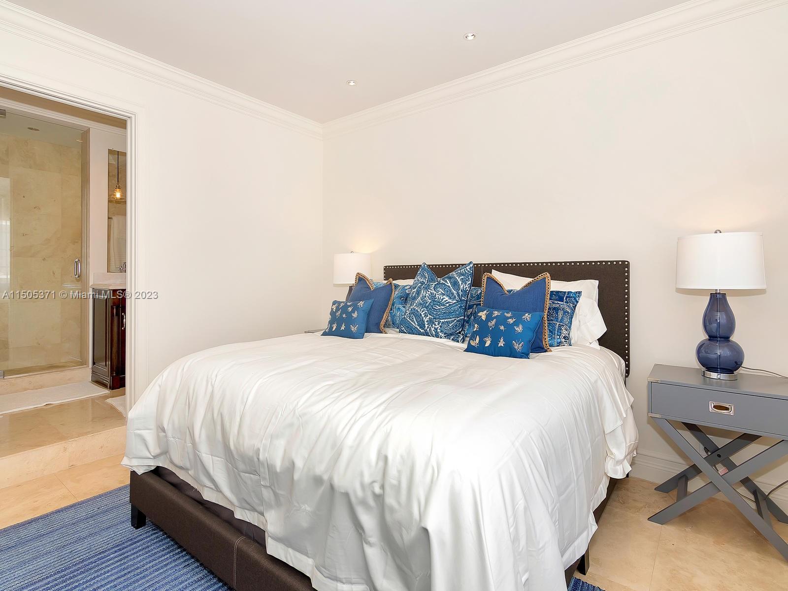 19251 FISHER ISLAND DRIVE Unit: 19251