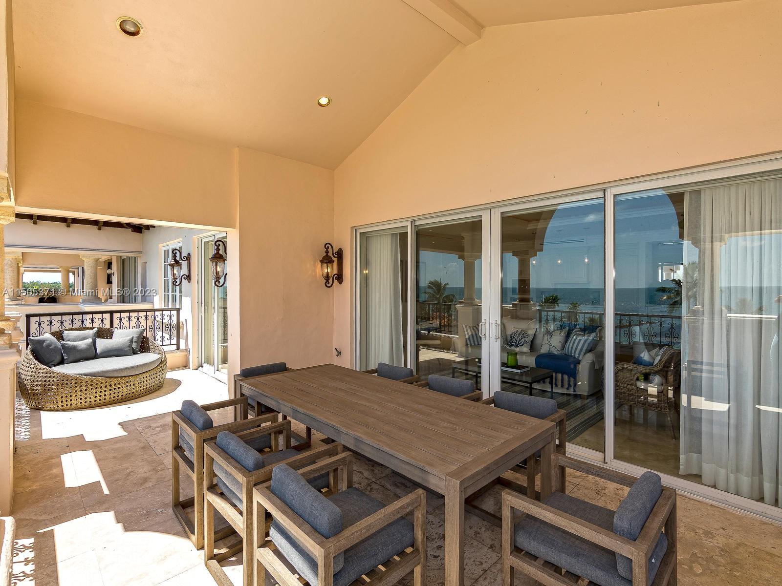 19251 FISHER ISLAND DRIVE Unit: 19251